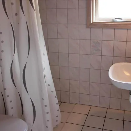 Ll222-humble-aeblevaenget-6 * Nordenbro Vesteregn